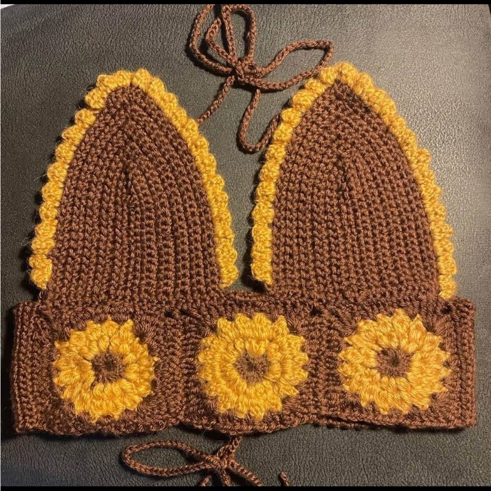 Sunflower crocheted bralette 😍